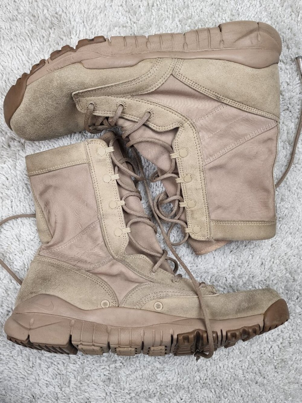 Nike SFB 8" 329798-221 Mens US 10.5 Combat Shoes Tan Suede Mid Calf Field Boots